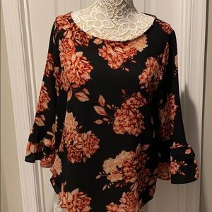 Women’s Floral Ruffle Sleeve Blouse